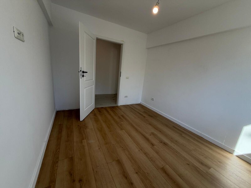 Dristor langa Parc IOR - Park Lake